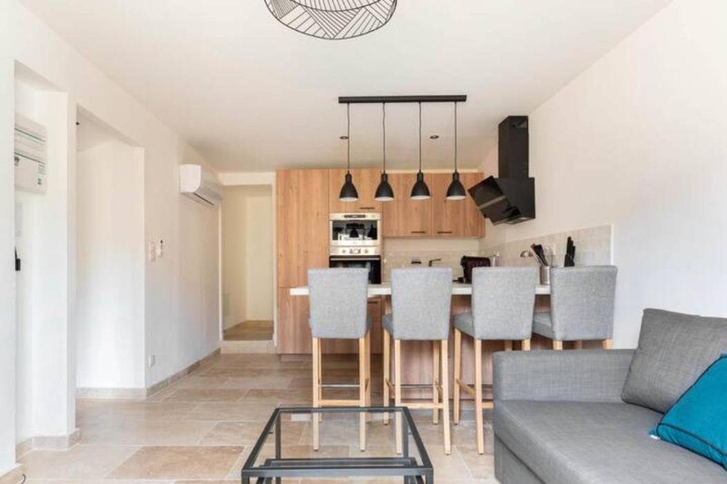 Le Marronnier 3: Superbe Appart Au Coeur De La Petite Venise LʼIsle-sur-la-Sorgue Exteriör bild